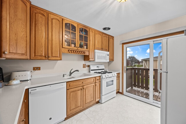 Photo - 1040 Hampton Hbr Unit 1040 Hampton Harbor