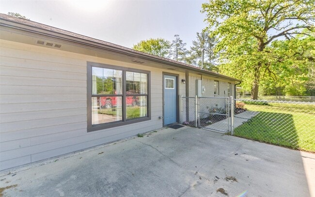 Photo - 503 Hortense St