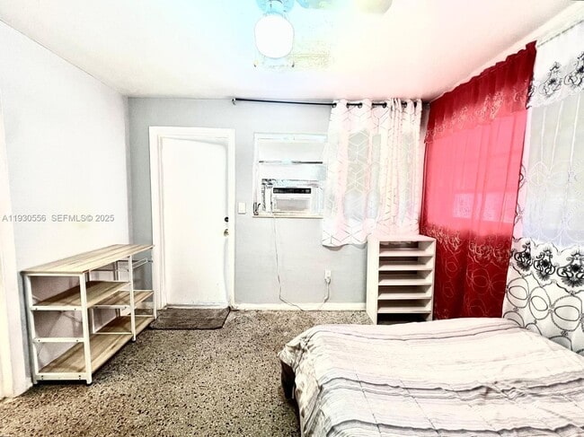 Photo - 106 Harvard Rd Unidad 0