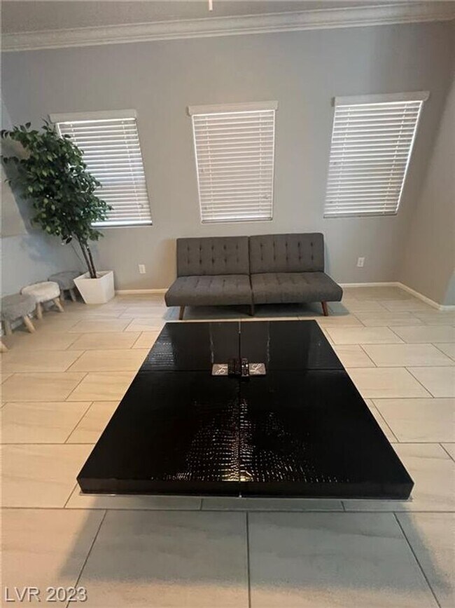 Photo - BEAUTIFUL HOME IMMACULATE AND READY TO MOVE-IN