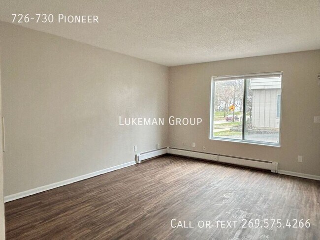 Photo - 726-730 Pioneer Unit 1- 2bed 1 bath