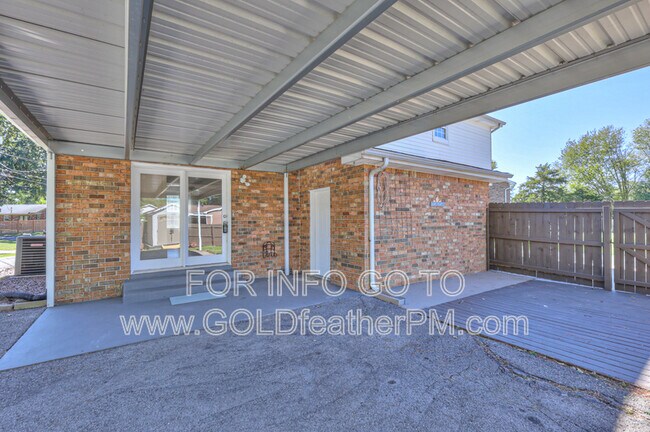 Photo - 109 Harrow Ct