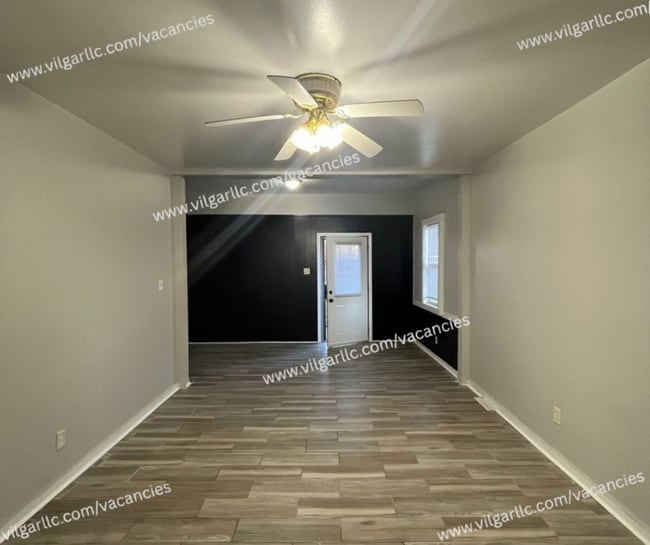 Photo - 3910 Deodar St Unit 1st floor