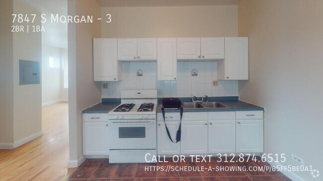 Building Photo - Renovated 2BR near Leo High School & Shopp... Unit 3 Rental