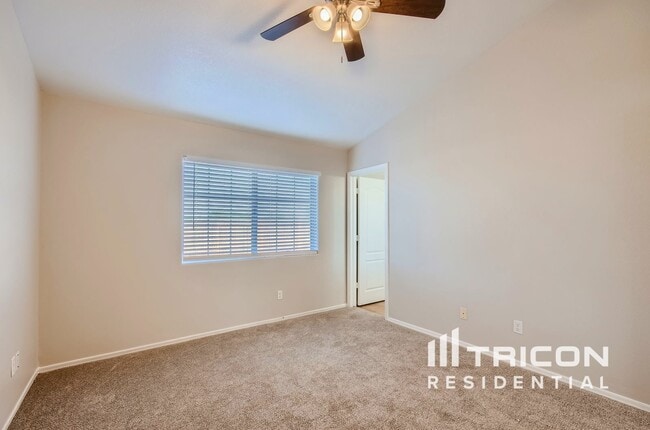 Photo - 14514 S Amado Blvd