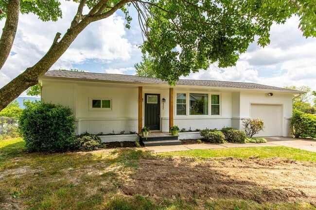 Photo - Single Family Home for Lease