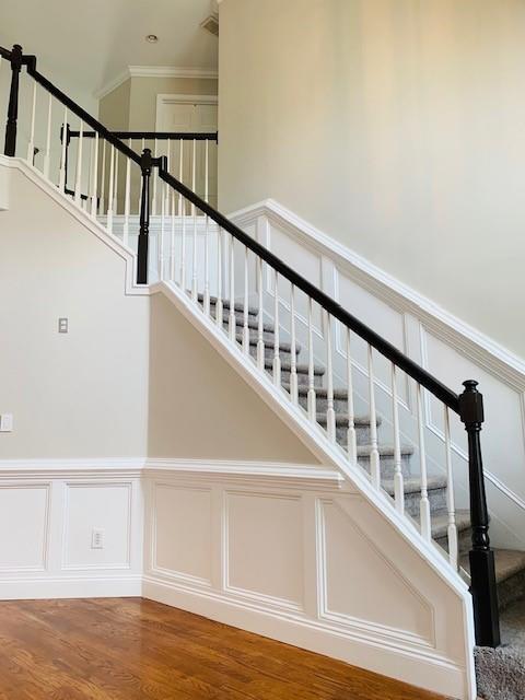 Photo - 2020 Chelton Way SE