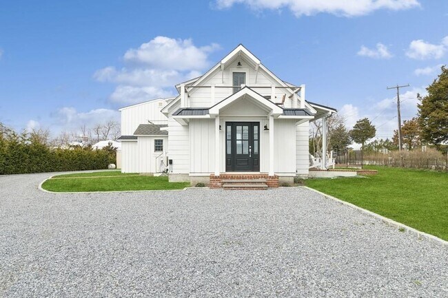 Photo - 87 Foster Ave