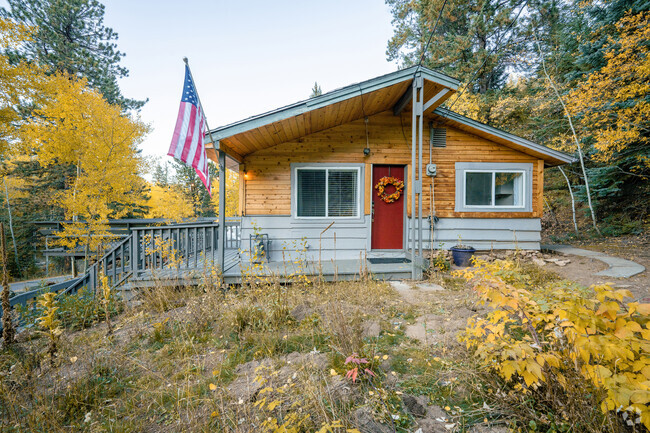 Building Photo - 10962 Twin Spruce Rd Rental