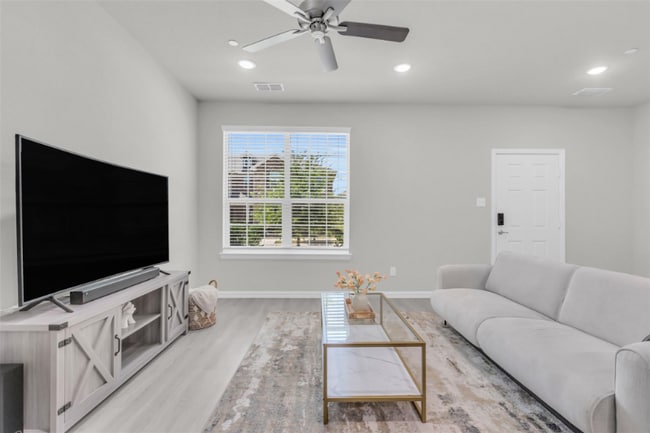 Photo - 1249 Jones Trl