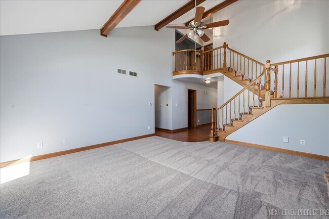 Photo - 13 Saddlewood Ct