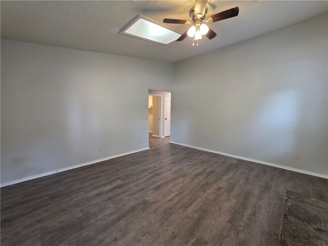 Photo - 1008 N Turtle Creek Dr