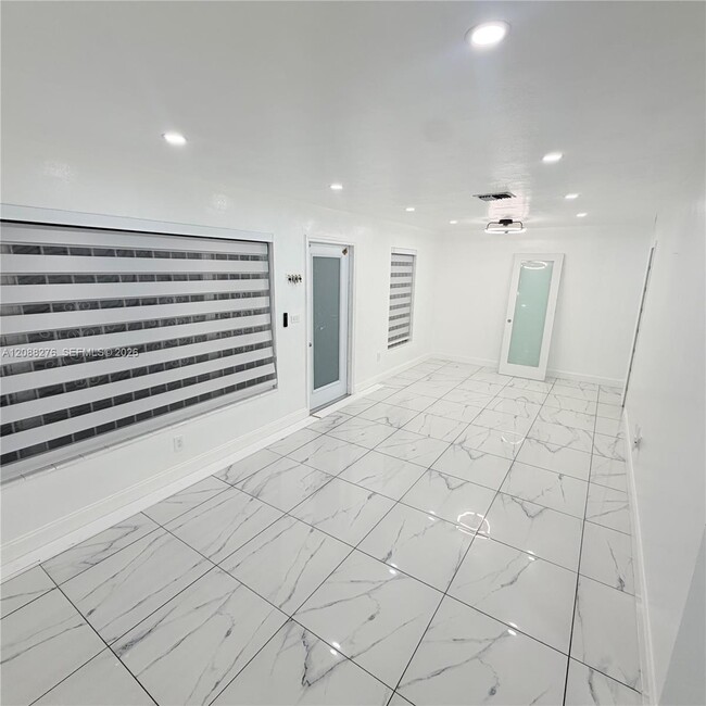 10305 SW 149th Ter