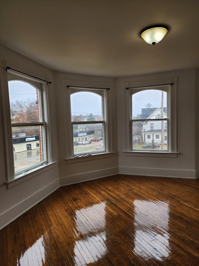 Photo - 500 Hill St Townhome