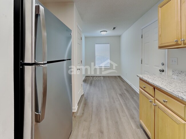 Photo - 105 Bristol View Cir