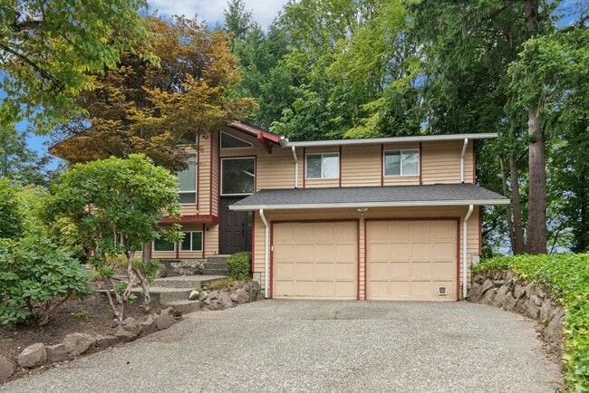 Building Photo - 4bd/2.5ba Bellevue Home