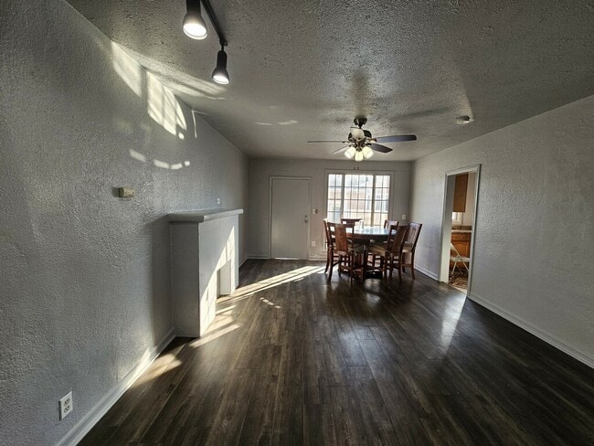 Photo - 1517 W 60th Pl