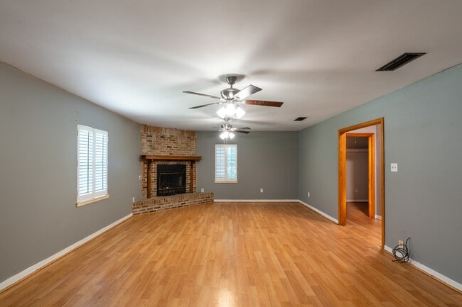 8875 Franklin Ave