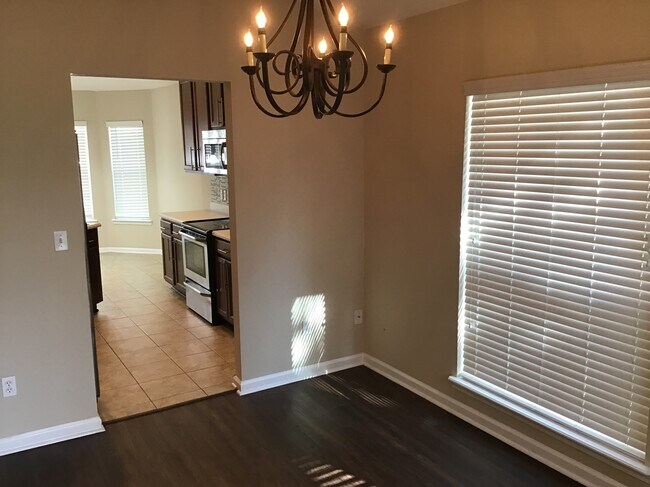 Photo - 705 Turkey Point Dr