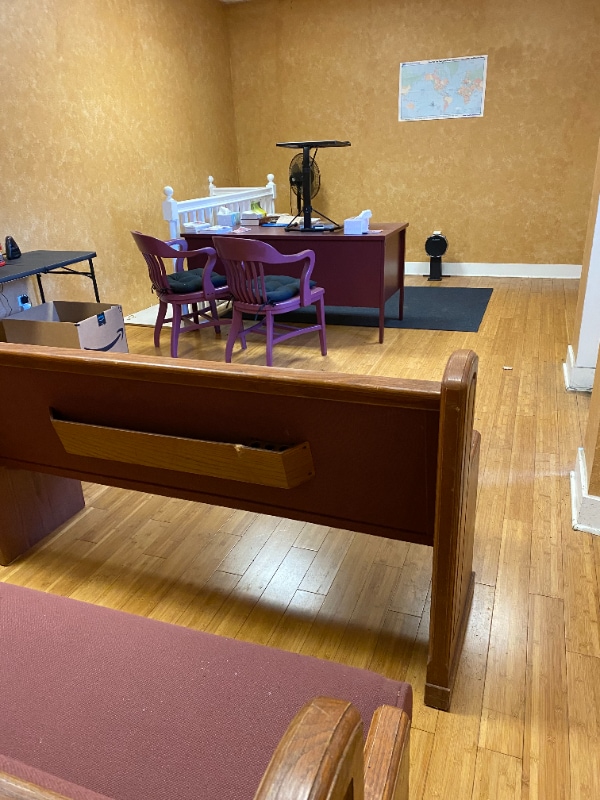 Photo - 320 N Colony Rd