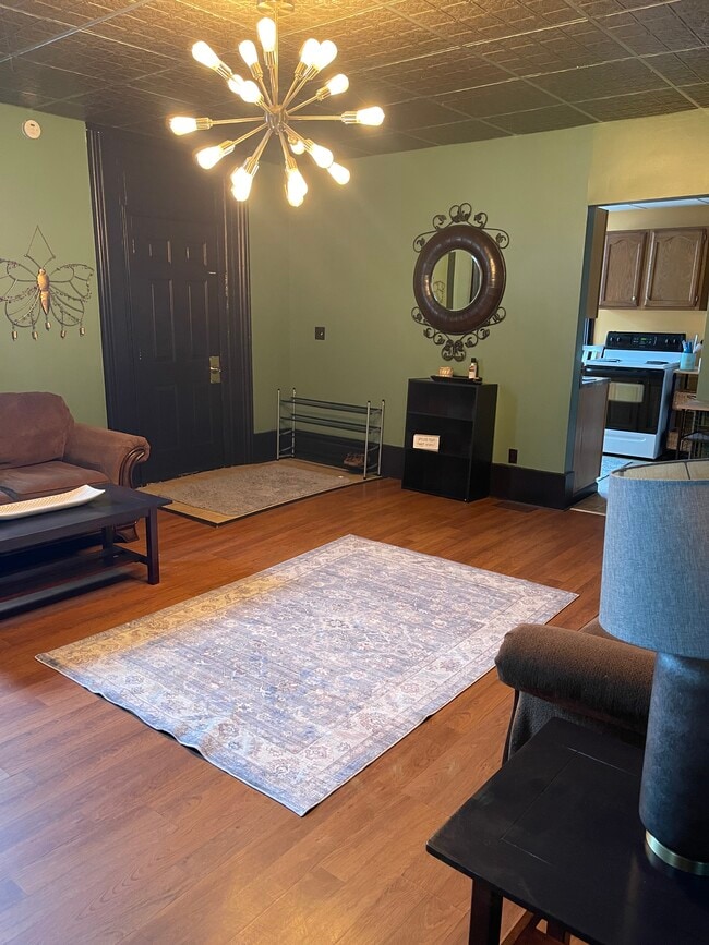 Photo - 363 Groves Ct Unidad 1