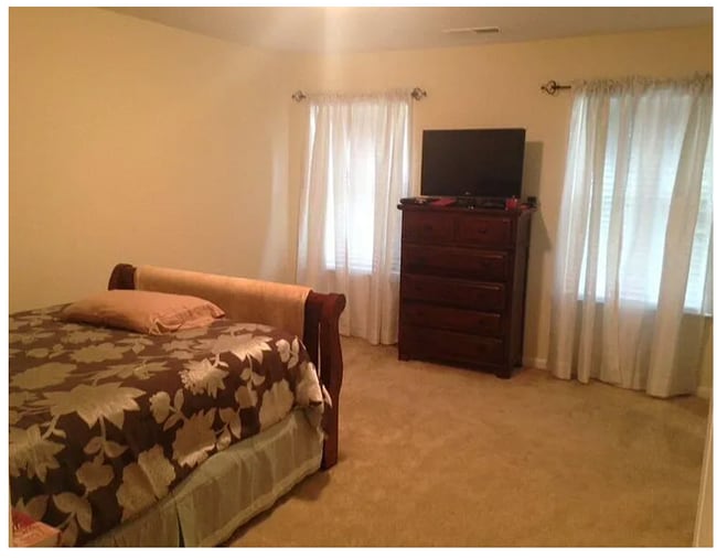 Photo - 344 Eagle Feather Loop