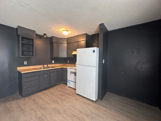 Photo - 504-3 Woodbury-