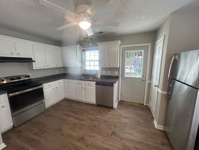 Photo - 106 Winterberry Ln Unit 106-A Winterberry Lane