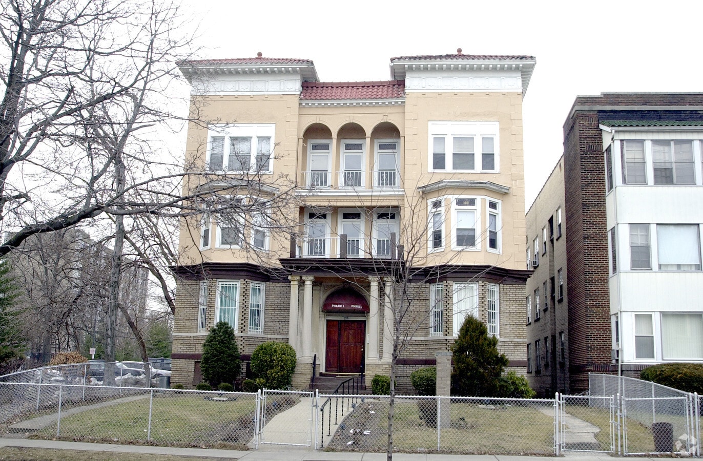 Photo - 213 S Harrison St