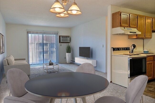 Fargo, ND Place One Apartments |Dining