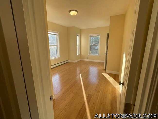 Photo - 34 Pratt St Unit 1