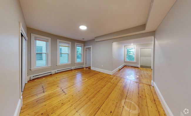 Building Photo - 16 Beacon St Unit 1 Rental