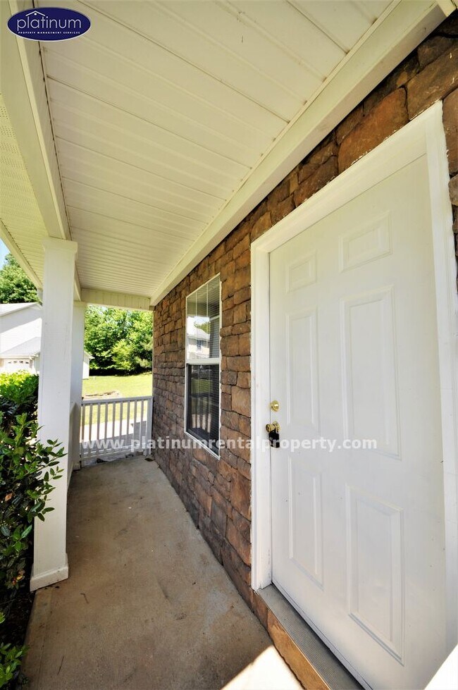 Photo - 9260 Golf View Dr