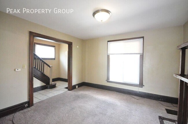 Photo - 173 E 11th Ave
