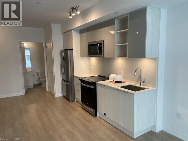 Photo - 25 Holly St Unit 704