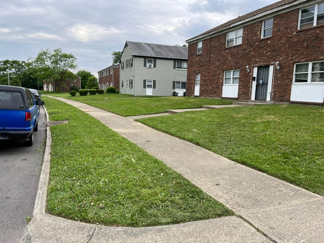 Photo - 3531 Otterbein Ave Unidad B