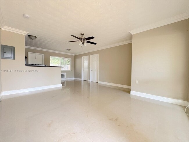 Building Photo - 2809 Middle River Dr Unit 2