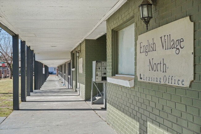 Photo - English Village North Apartments