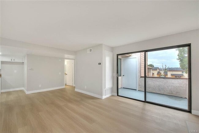 Photo - 1333 Massachusetts Ave Unit 201