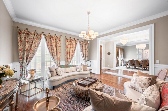 Photo - 3509 Trimble Rd