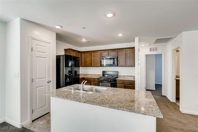 Photo - 4496 Pencester St