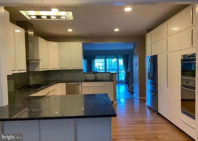 Photo - 13689 St Johns Wood Pl