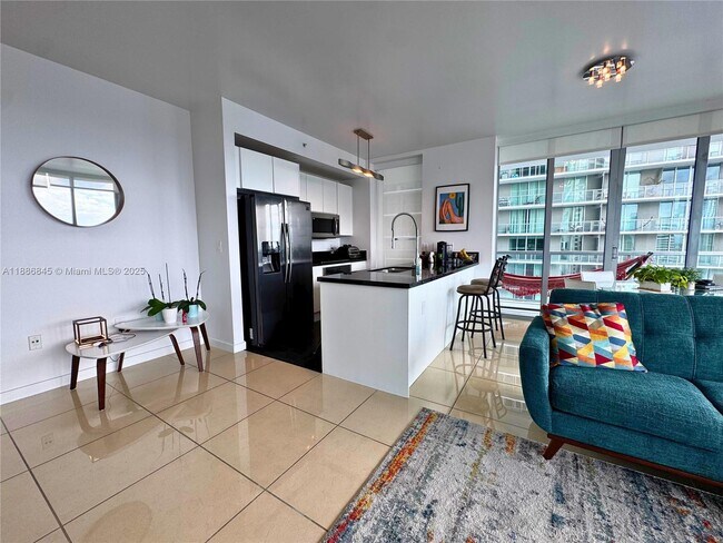 Photo - 1111 SW 1st Ave Unidad 2414-N