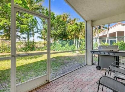 Photo - 1906 Capeside Cir