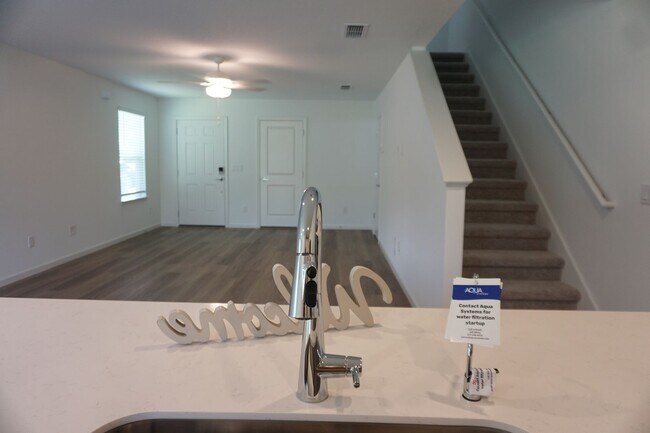 Photo - 6095 Falcon Gate Ln