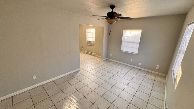 Photo - 2620 NE 19th St