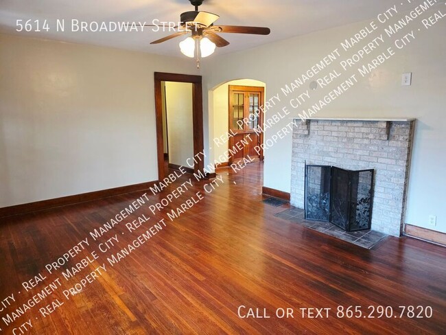 Photo - 5614 N Broadway St