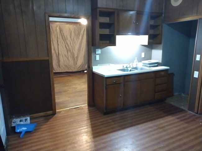 Photo - Large 3 bed / 2 bath available now!