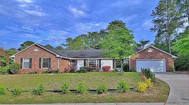 Building Photo - 2309 Village Dr