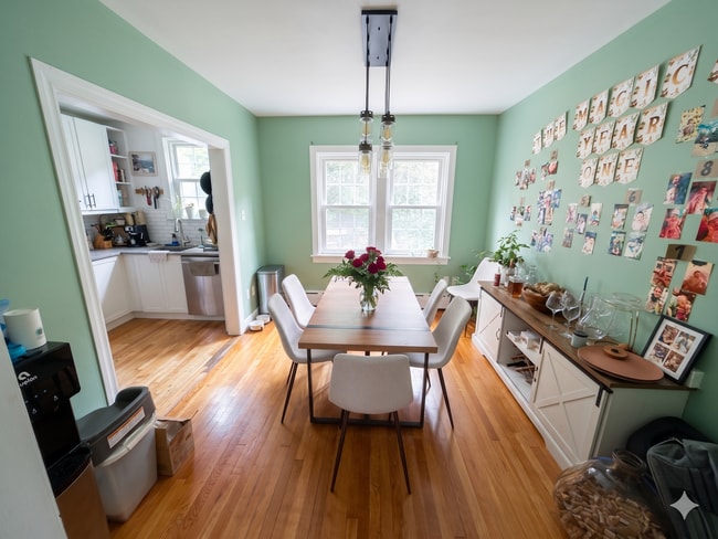 Photo - Beautiful Townhome - Highland Park
